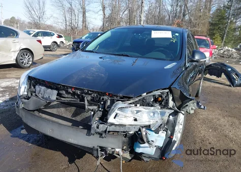 2013 Buick Regal Premium 1 from USA, damaged, VIN 2G4GS5ER0D9247975